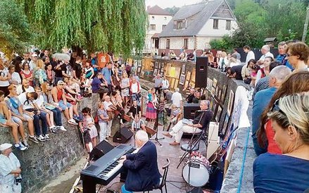 Tak wygląda Kanał Sztuki w czasie trwania festiwalu Dwa Brzegi.