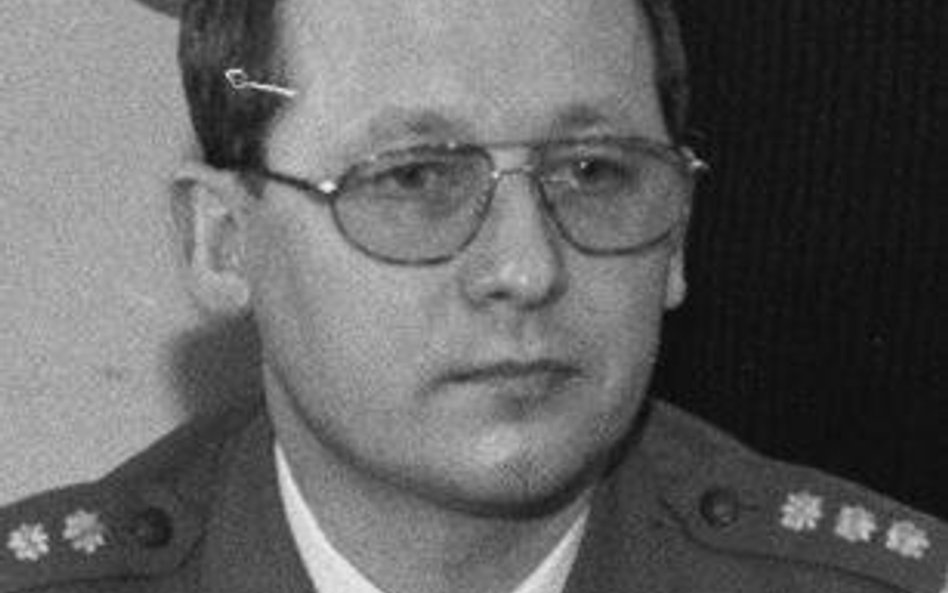 Gen. Marek Papała został zastrzelony 25 czerwca 1998 r.