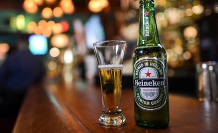 Heineken leje się w pubach