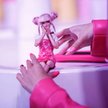 Dzisiejsza wersja lalki Barbie różni się znacząco od pierwszej edycji, która pojawiła się w1959 roku