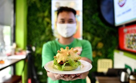 Koronaburger hitem w Hanoi