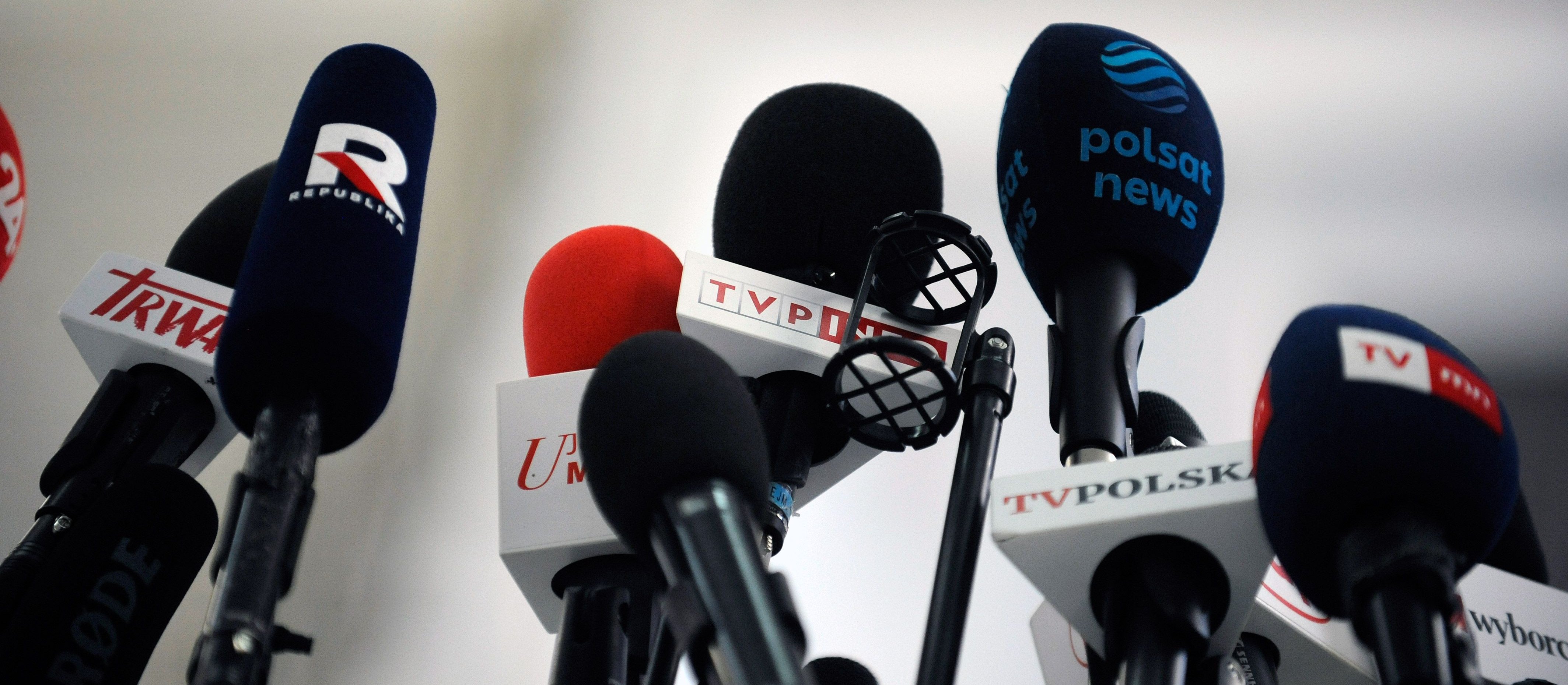 TV Republika zarobiła miliony na reklamach Zondacrypto