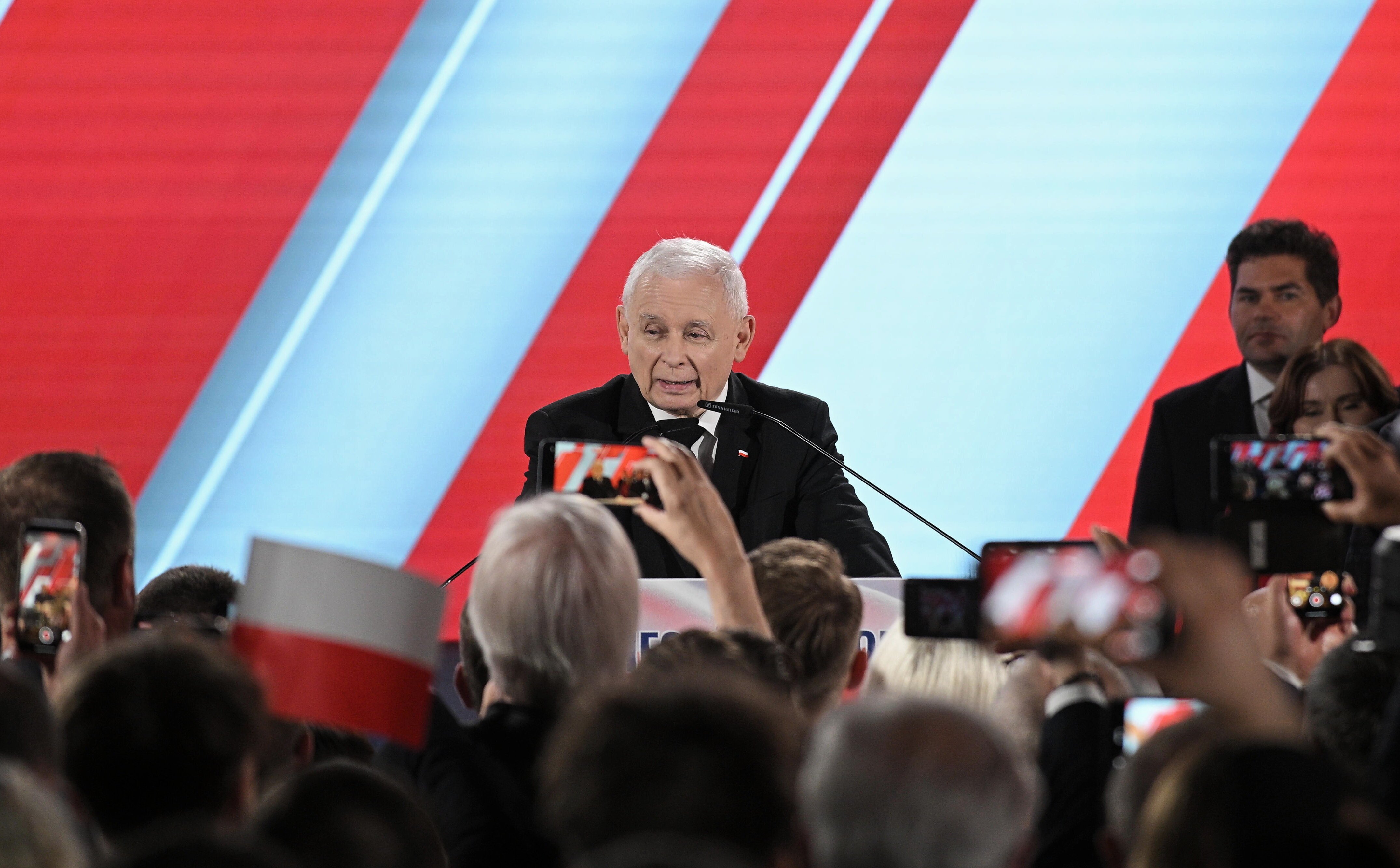 Po zwycięstwie Nawrockiego PiS buduje plan na przyspieszone wybory