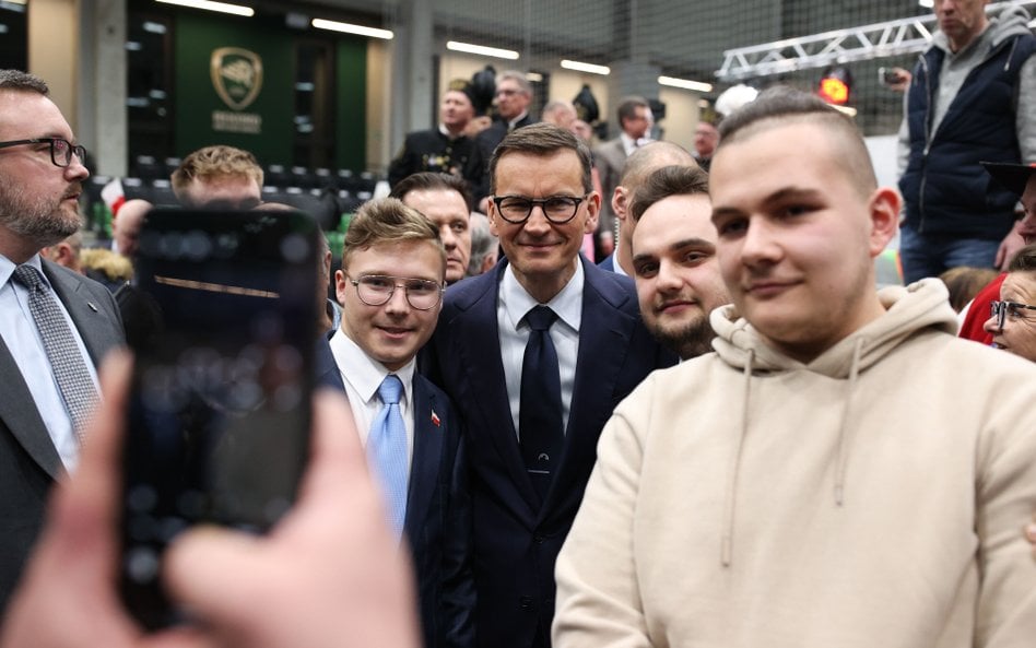 Mateusz Morawiecki w czasie spotkania z sympatykami