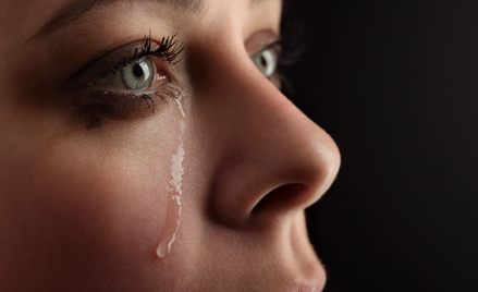 Wystarczy łza, ślina lub pot, by w warunkach domowych dokonać analizy poziomu glukozy czy hormonów. 