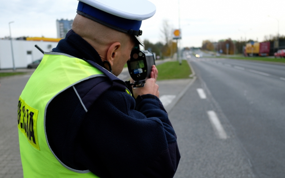 Akcja "Znicz". Prawie 200 wypadków na drogach