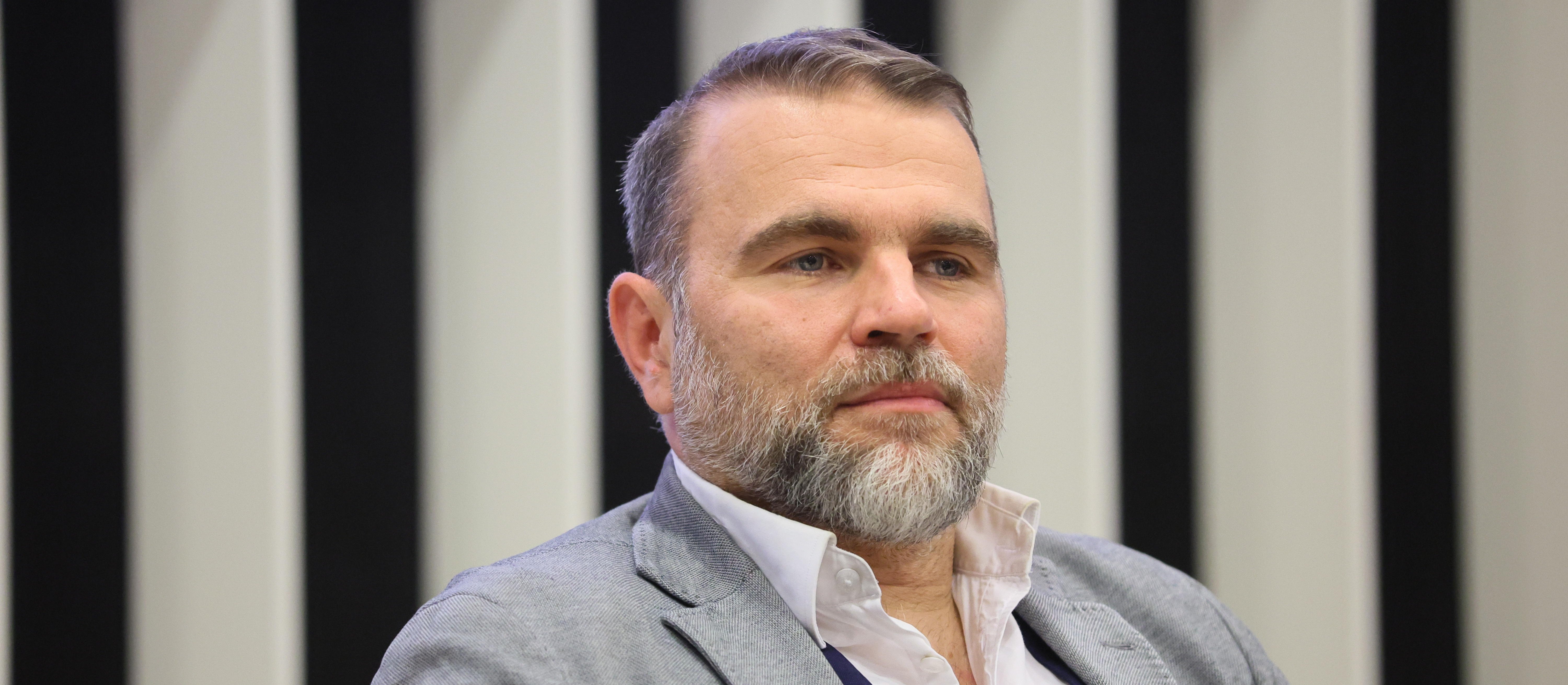 Jacek Bartosiak jednak doktorem. Mamy decyzję w jego sprawie