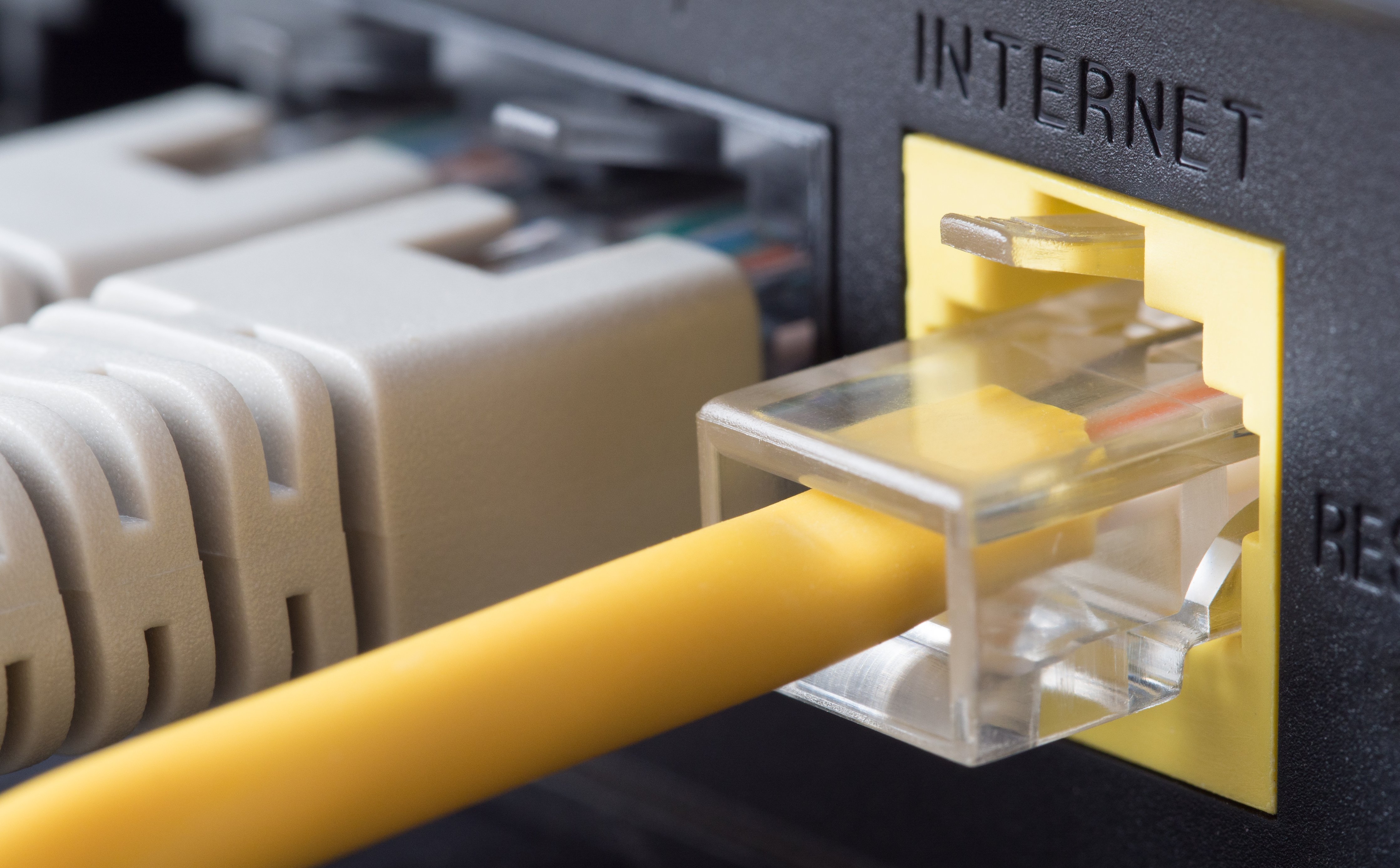 Jaka przyszłość regionalnych sieci szerokopasmowych