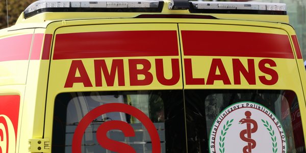 Wypadek podczas pokazów ratownictwa. Nie żyje 3-latek potrącony przez ambulans