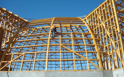 Fabryka Konstrukcji Drewnianych rusza z emisją