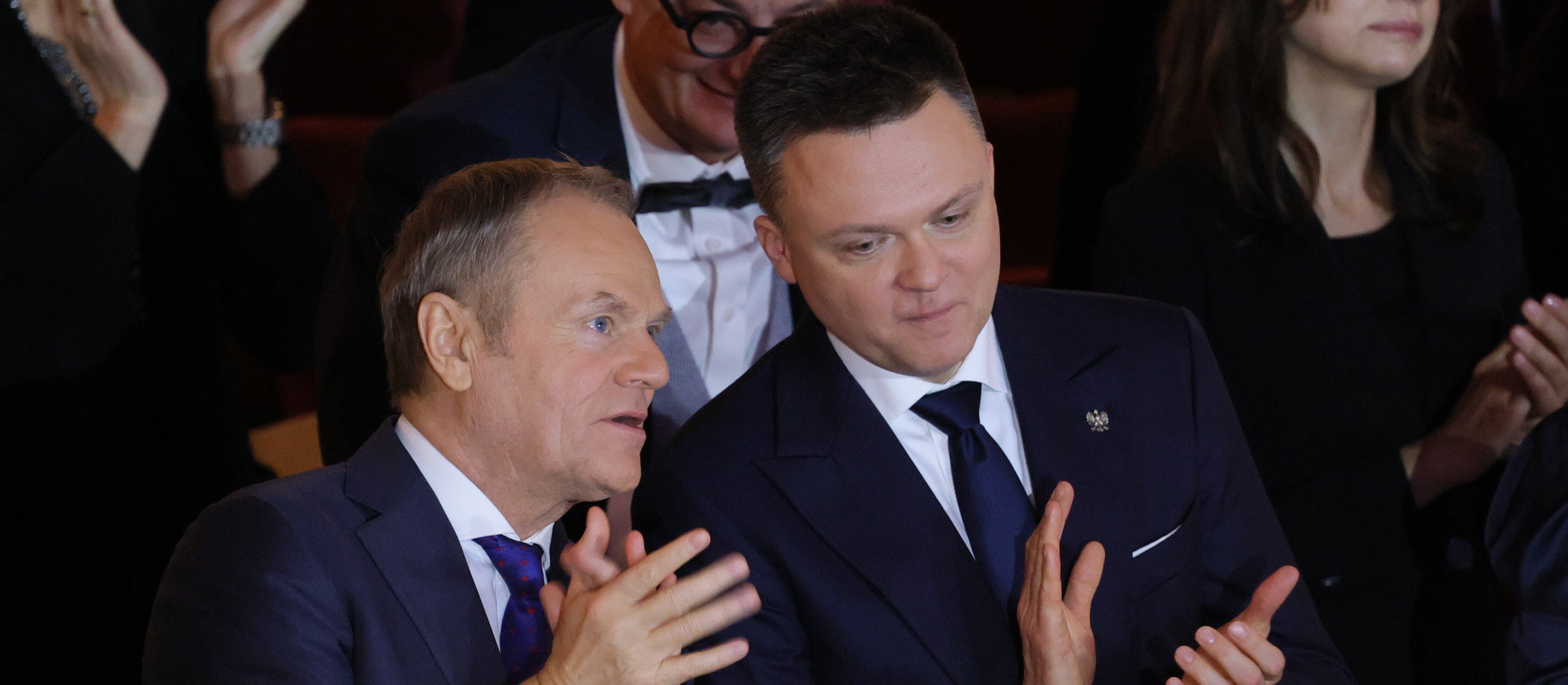 Koalicja rządowa wisi na Polsce 2050, Donald Tusk ma problem. Dlaczego Szymon Hołownia odchodzi?