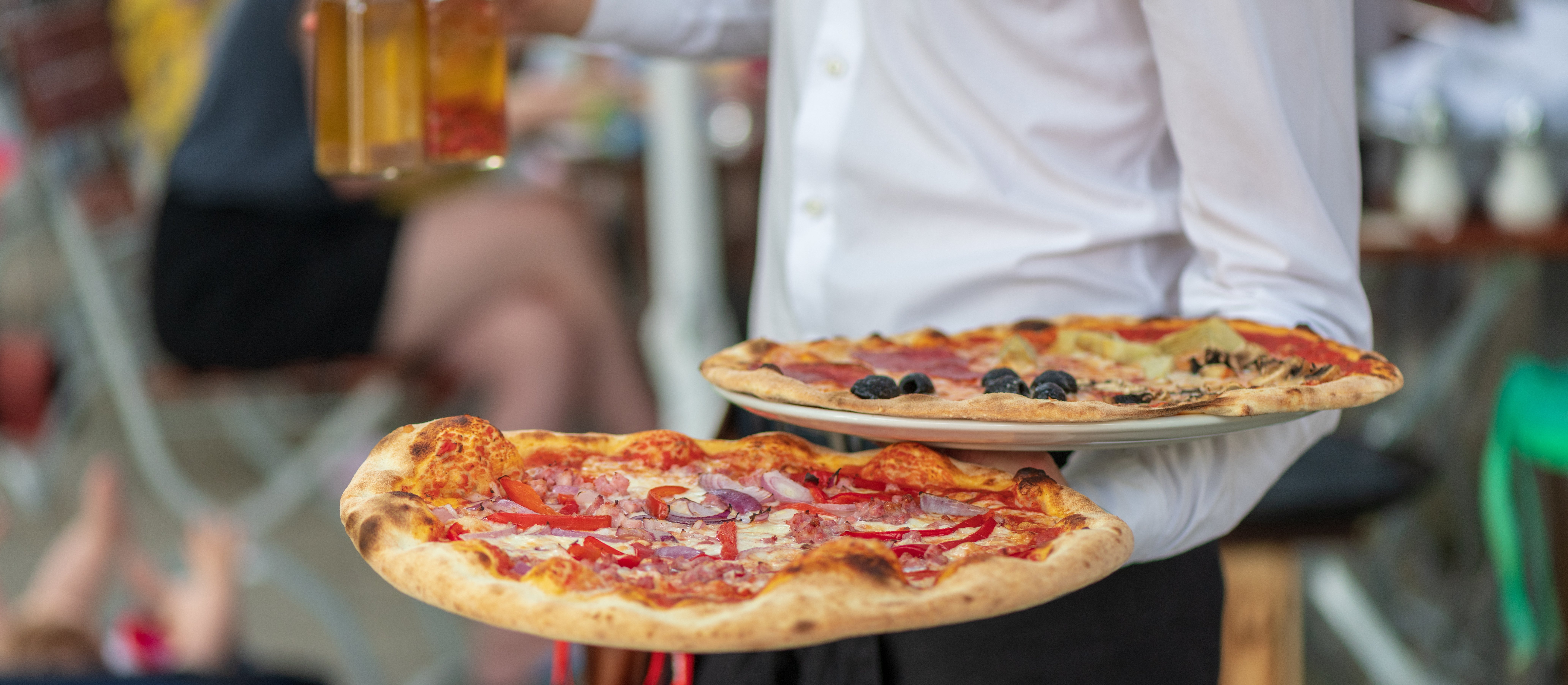 Badania: pizza daniem narodowym Polaków. Cena przez cały czas decyduje o wyborze lokalu