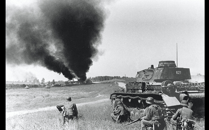 W niedzielę, 22 czerwca 1941 r., o godz. 3.15 rozpoczęła się operacja „Barbarossa”, uderzenie państw