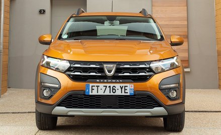 Dacia pozostanie wierna silnikom spalinowym