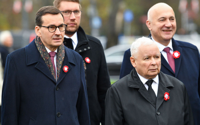 Mateusz Morawiecki, Jarosław Kaczyński i Joachim Brudziński w czasie obchodów Święta Niepodległości 
