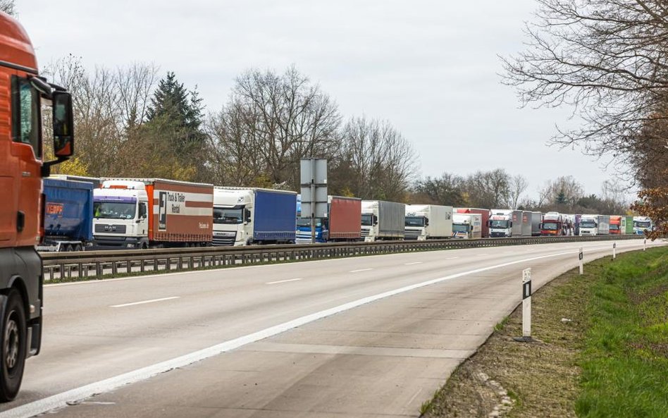 Tysiąc tirów czeka na wyjazd z Białorusi