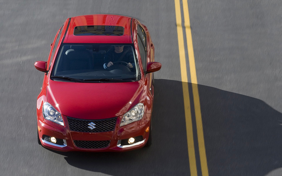 Suzuki Kizashi: Niedoceniana limuzyna