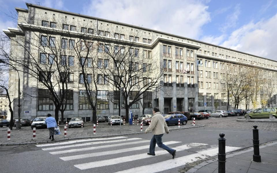 Szacunkowe kwartalne wyniki PGE zgodne z oczekiwaniami