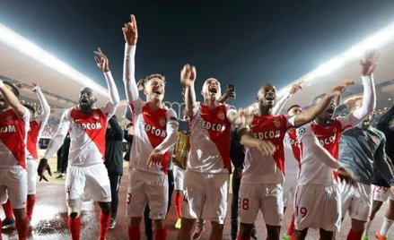 Piłkarze AS Monaco po zwycięstwie nad Manchesterem City i awansie do 1/4 finału Ligi Mistrzów.