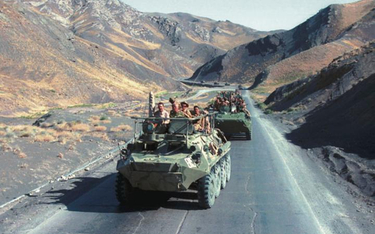 Sowieckie wojska ostatecznie opuściły Afganistan w lutym 1989 r. Prawie dwadzieścia lat później tą s