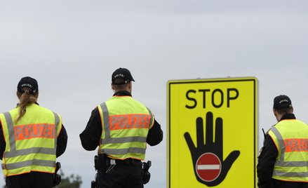 KE: przywrócenie kontroli na granicach do 2 miesięcy
