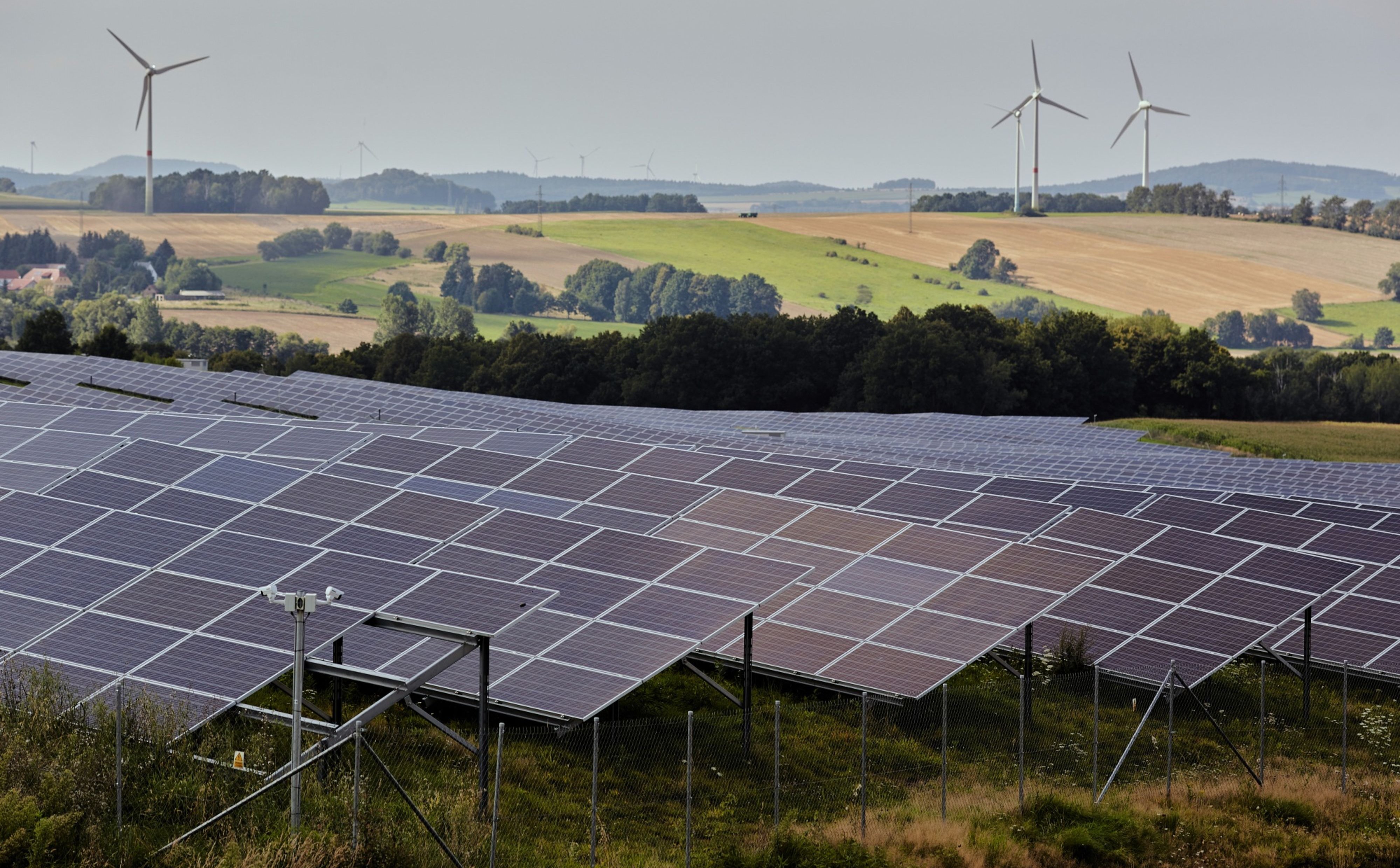 Miliardy wsparcia dla zielonej energii. Kolejne aukcje OZE w tym roku