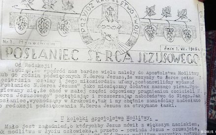 Kuria Biskupia dla Polaków wydawała własny periodyk „Wiadomości Urzędowe Biskupa Ordynariusza”. Ukaz