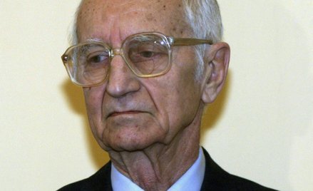 Marek Żylicz o raporcie: Było podane, że generał Błasik został zidentyfikowany w kabinie