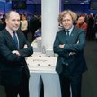 Marcus Brauchli, partner w North Base Media, i Grzegorz Hajdarowicz podczas wigilijnego spotkania w 