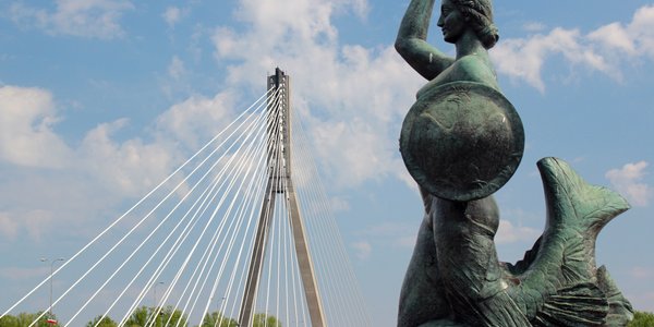 Aktywistki Ostatniego Pokolenia skazane za oblanie farbą warszawskiej syrenki