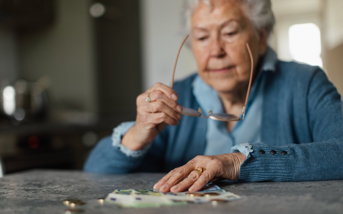 Średnia życia preferuje kobiety, ale nie wysokość ich emerytur