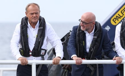 Premier Donald Tusk i prezes Orlenu Ireneusz Fąfara