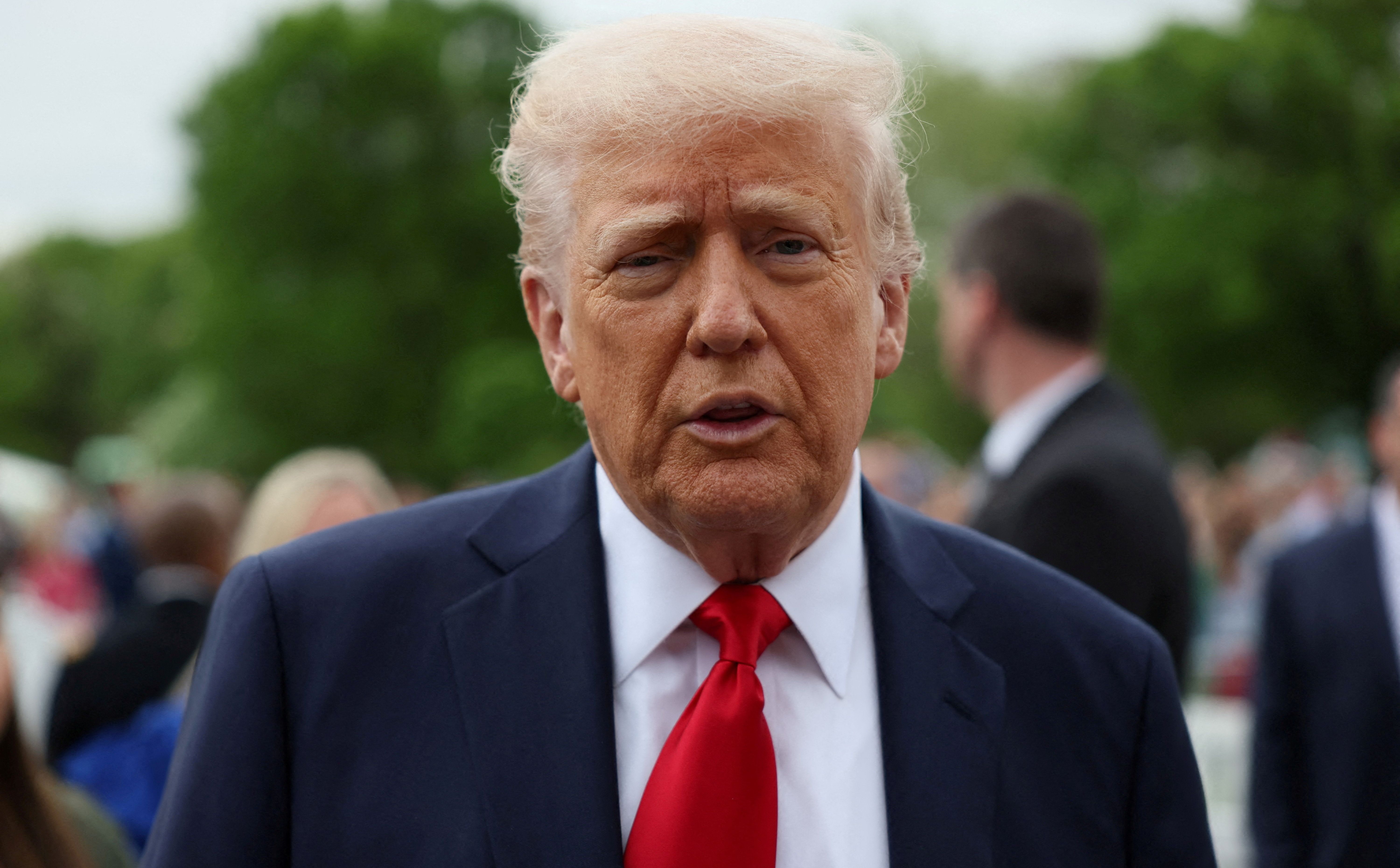 Sondaż: Coraz mniej Amerykanów zadowolonych z Donalda Trumpa