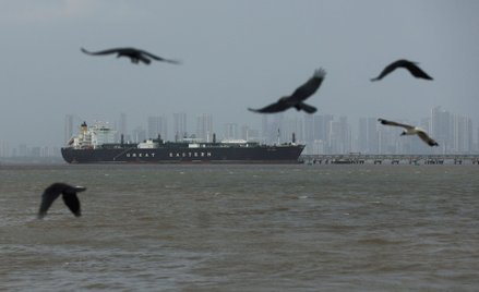 Statek na wodach cieśniny Ormuz