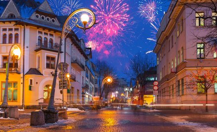 Koronawirus: niewiele kar za łamanie obostrzeń w sylwestra - statystyki policji