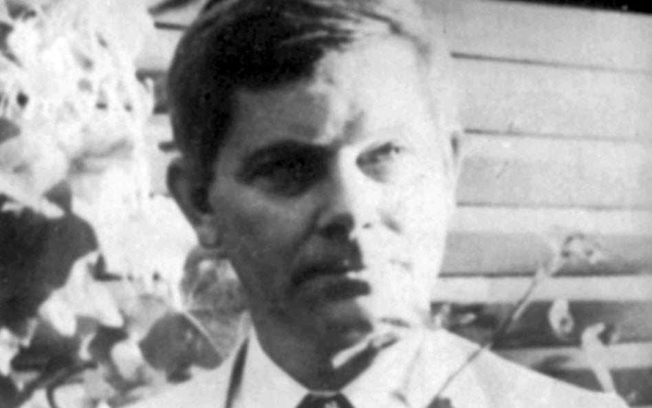 Zbigniew Herbert (przed 1983) Photo from Aleksander Janta archive, non specified. - Scanned from the