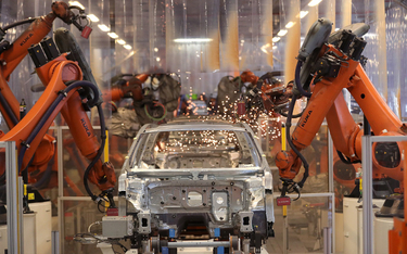 Do fabryk motoryzacyjnych trafiła prawie jedna trzecia z zainstalowanych w Polsce w zeszłym roku mas
