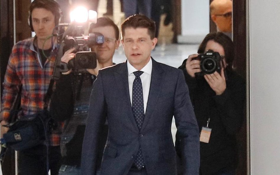 Wybory szefa Nowoczesnej już w sobotę. Ryszard Petru ma groźnych konkurentów.