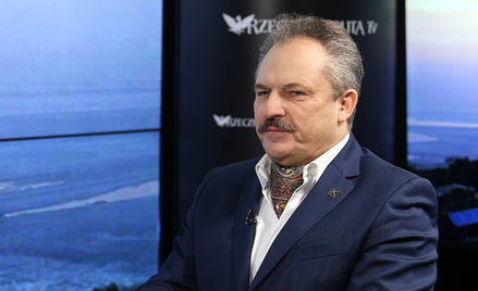 Jakubiak do PiS: Budujecie lotniska, a dzieci nie mają co jeść