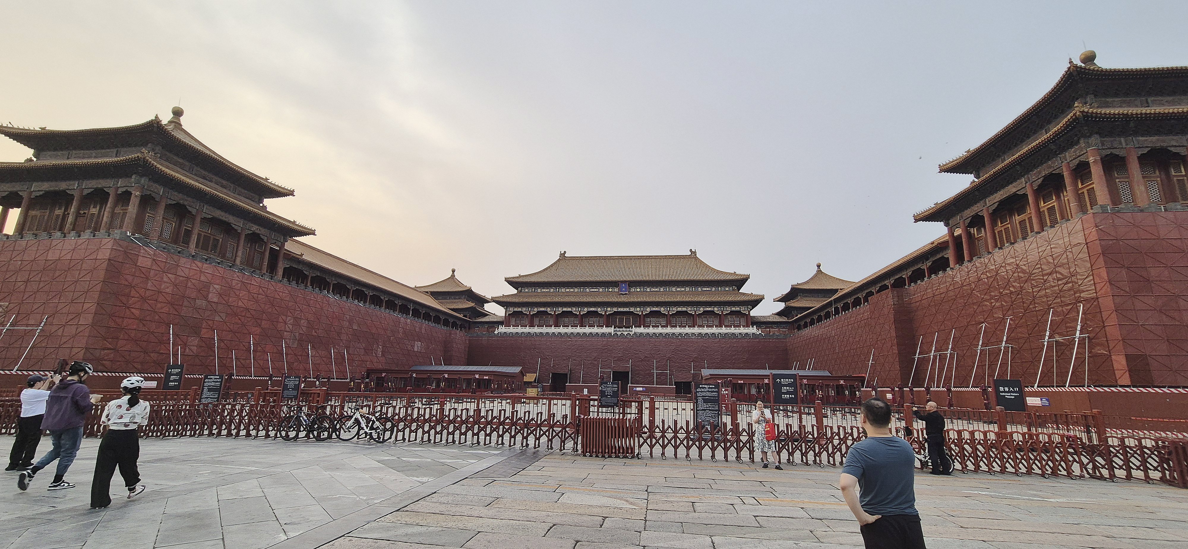 Niezwykle burzliwa historia Chin. Dziesięć dynastii