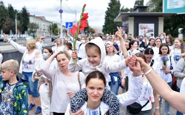 Kobiety protestują w Mińsku