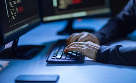 Cyberataki na polskie firmy 2026. Alarmujący raport „Cyberportret polskiego biznesu”