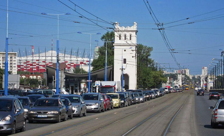 Mniej zabitych w stolicy