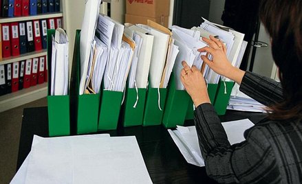 Fakt korzystania przez twórcę z praw autorskich musi wynikać z treści zawartej umowy o dzieło