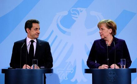 Kanclerz Niemiec Angela Merkel i prezydent Francji Nicolas Sarkozy chcą, aby Grecja pozostała w stre