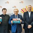 Do wsparcia miejskich organizacji zachęca m.in. prezydent Białegostoku Tadeusz Truskolaski (w środku
