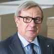Forte, Maciej Formanowicz: Meble między młotem a kowadłem