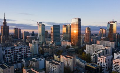 Zmiana czasu na letni 2026. W tym roku wcześniej przestawimy zegarki