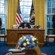Koronawirus w USA: Trwają szczepienia pracowników Białego Domu