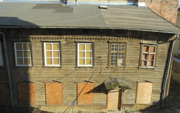 Drewniak był stale zamieszkiwany aż do 2016 roku i przez ponad 120 lat przetrwał w niezmienionej for